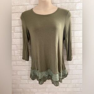 LOGO Layers by Lori Goldstein Regular 3/4 Sleeve Mesh Hem Top size M #1993